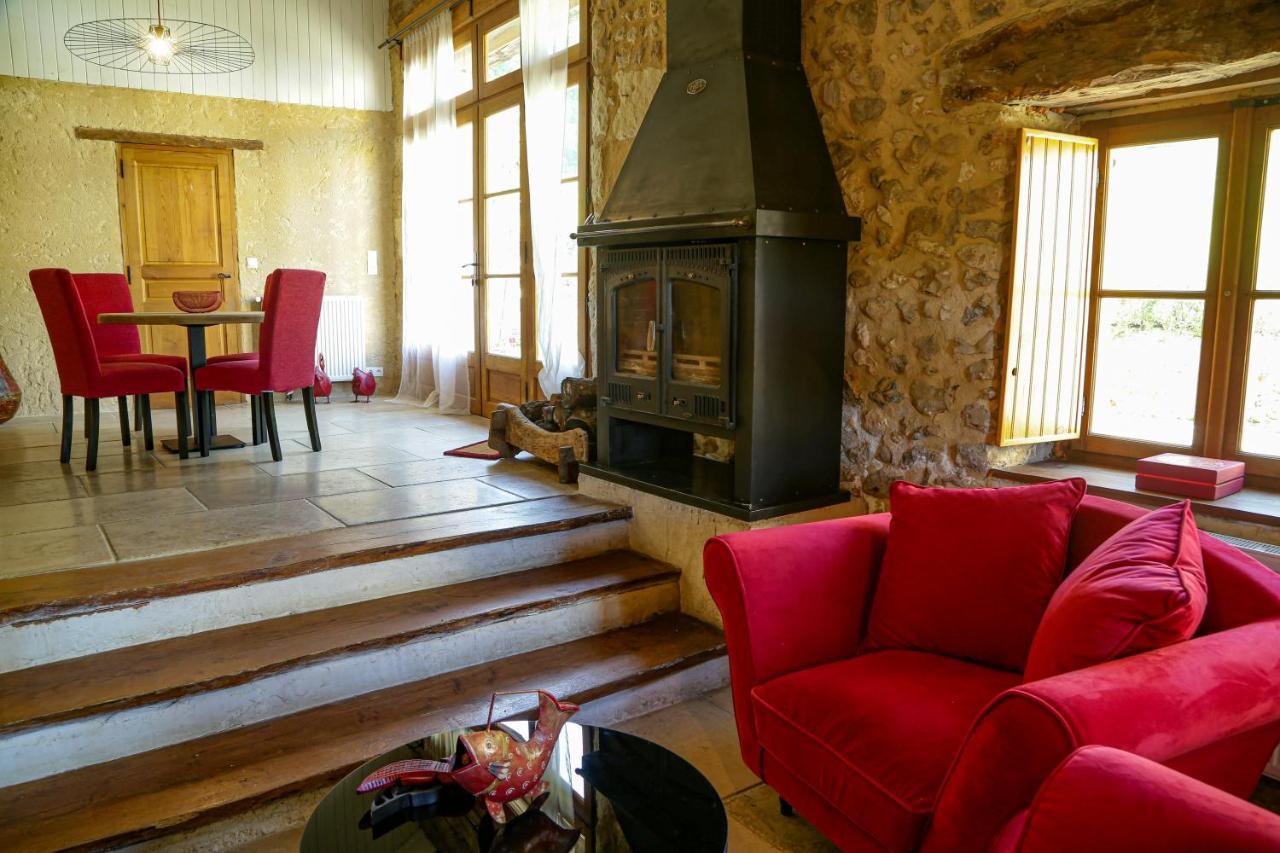 Domaine Du Bourg Salon Bed & Breakfast Dış mekan fotoğraf