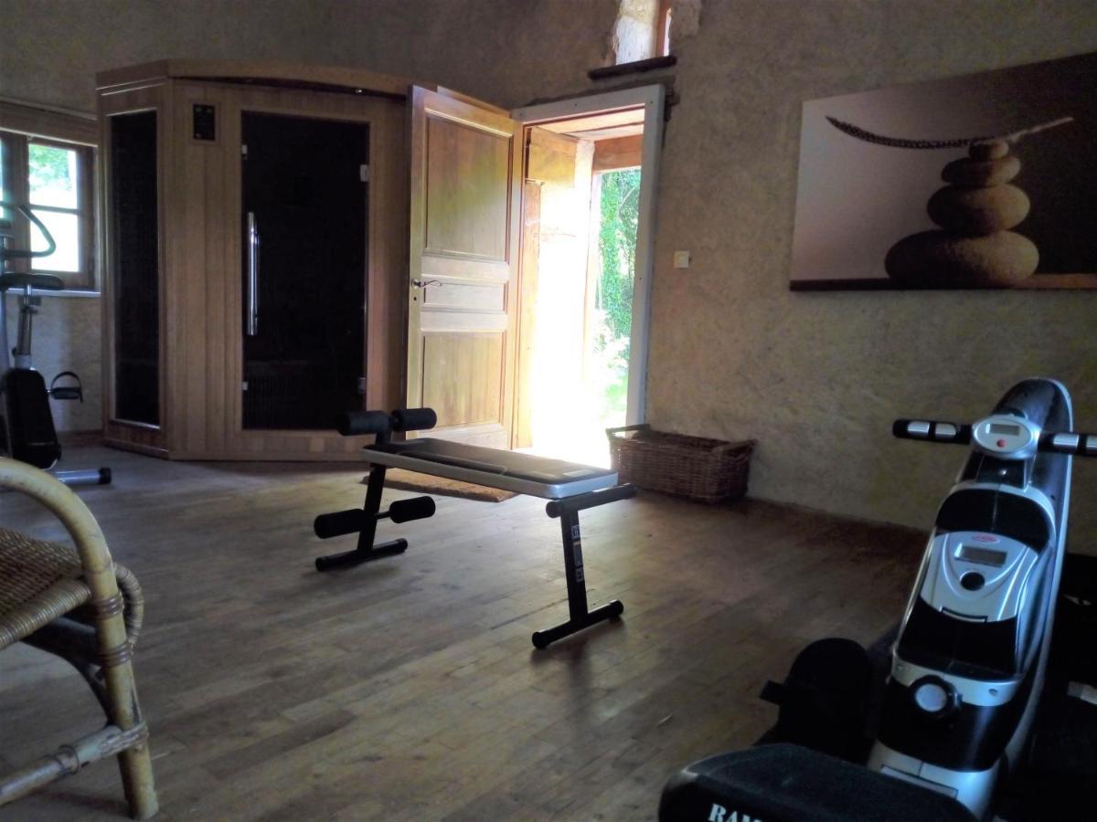 Domaine Du Bourg Salon Bed & Breakfast Dış mekan fotoğraf