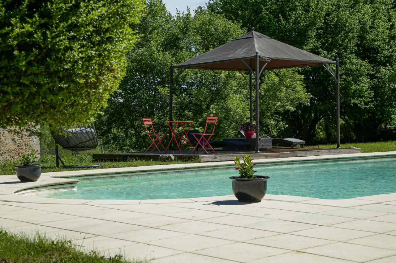 Domaine Du Bourg Salon Bed & Breakfast Dış mekan fotoğraf
