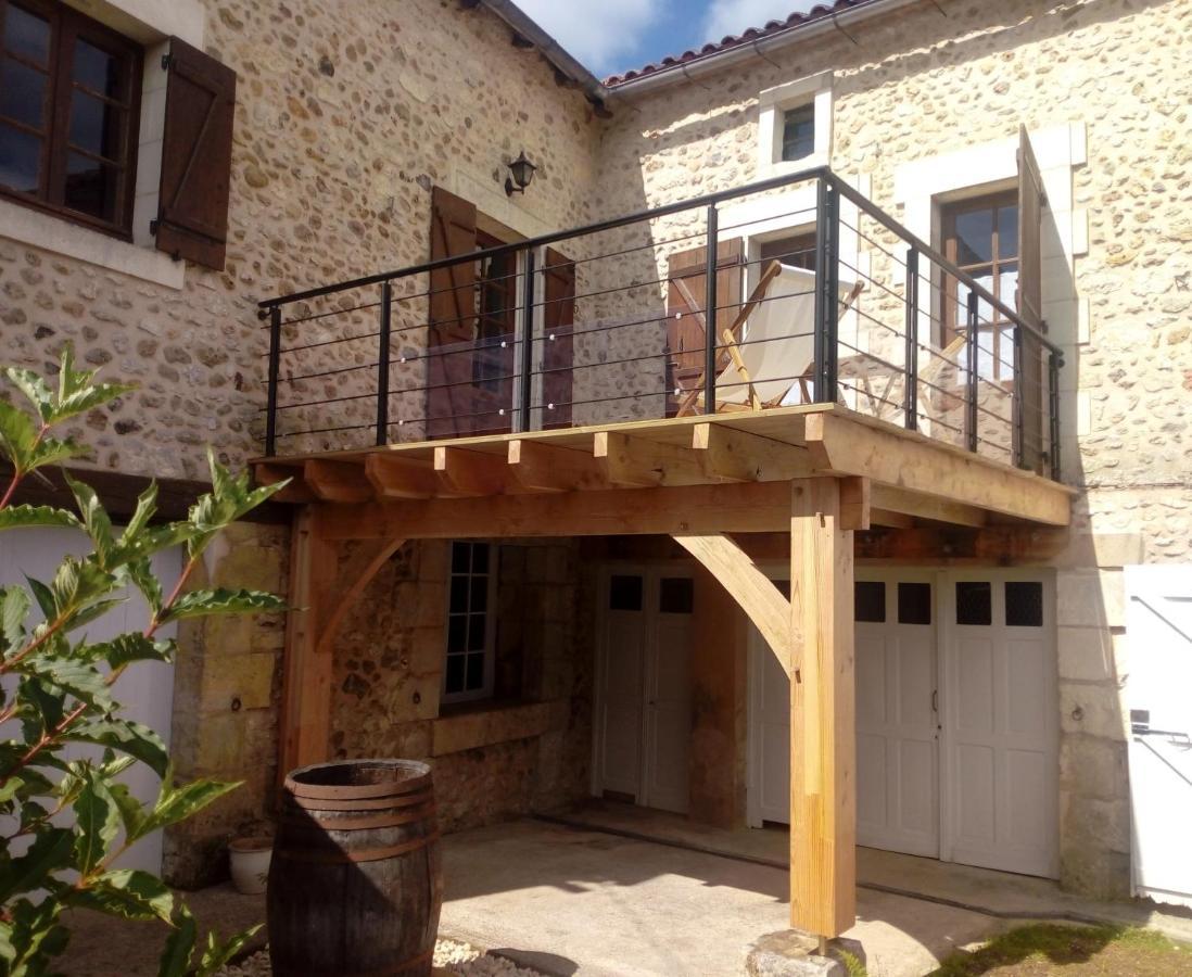 Domaine Du Bourg Salon Bed & Breakfast Dış mekan fotoğraf